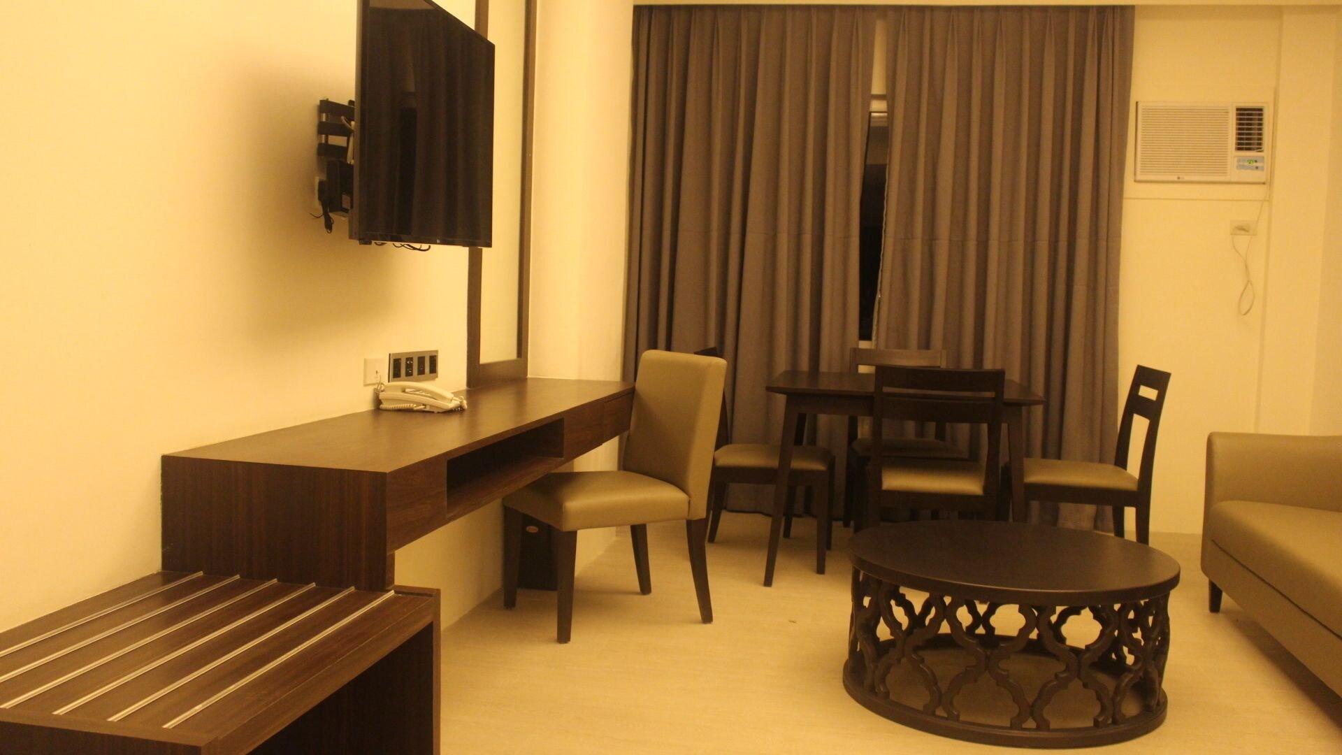 Sotogrande Iloilo Hotel Εξωτερικό φωτογραφία