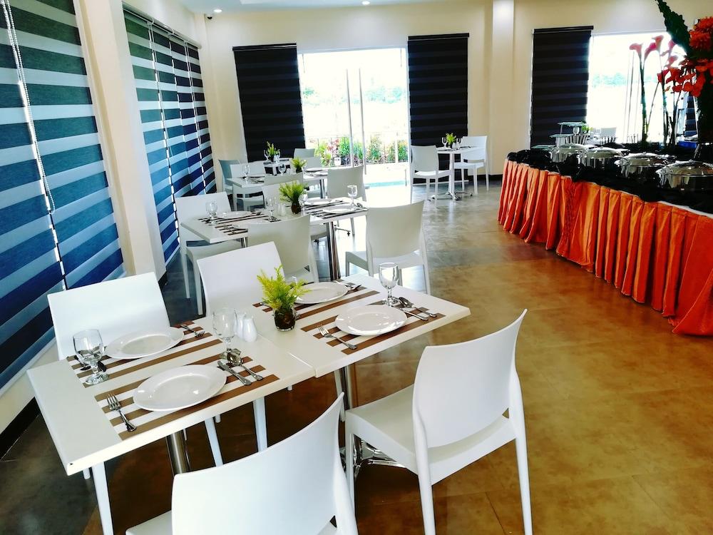 Sotogrande Iloilo Hotel Εξωτερικό φωτογραφία